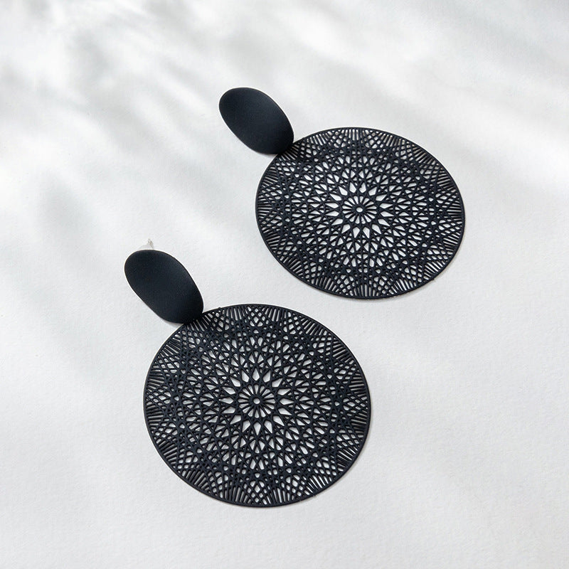 Wholesale Vintage Geometric Cutout Black Metal Earrings